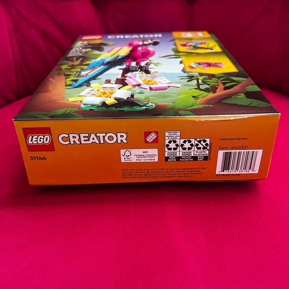 LEGO Creator 3-in-1 Vibrant Pink Parrot Set - Picture 3 of 4